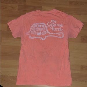 Green turtle T shirt pink